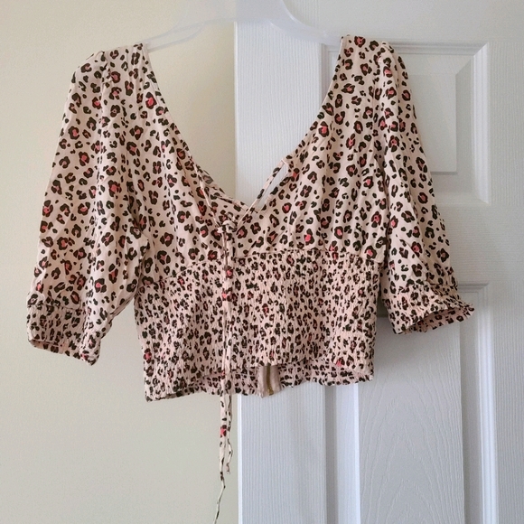 Leopard crop top - Picture 1 of 2